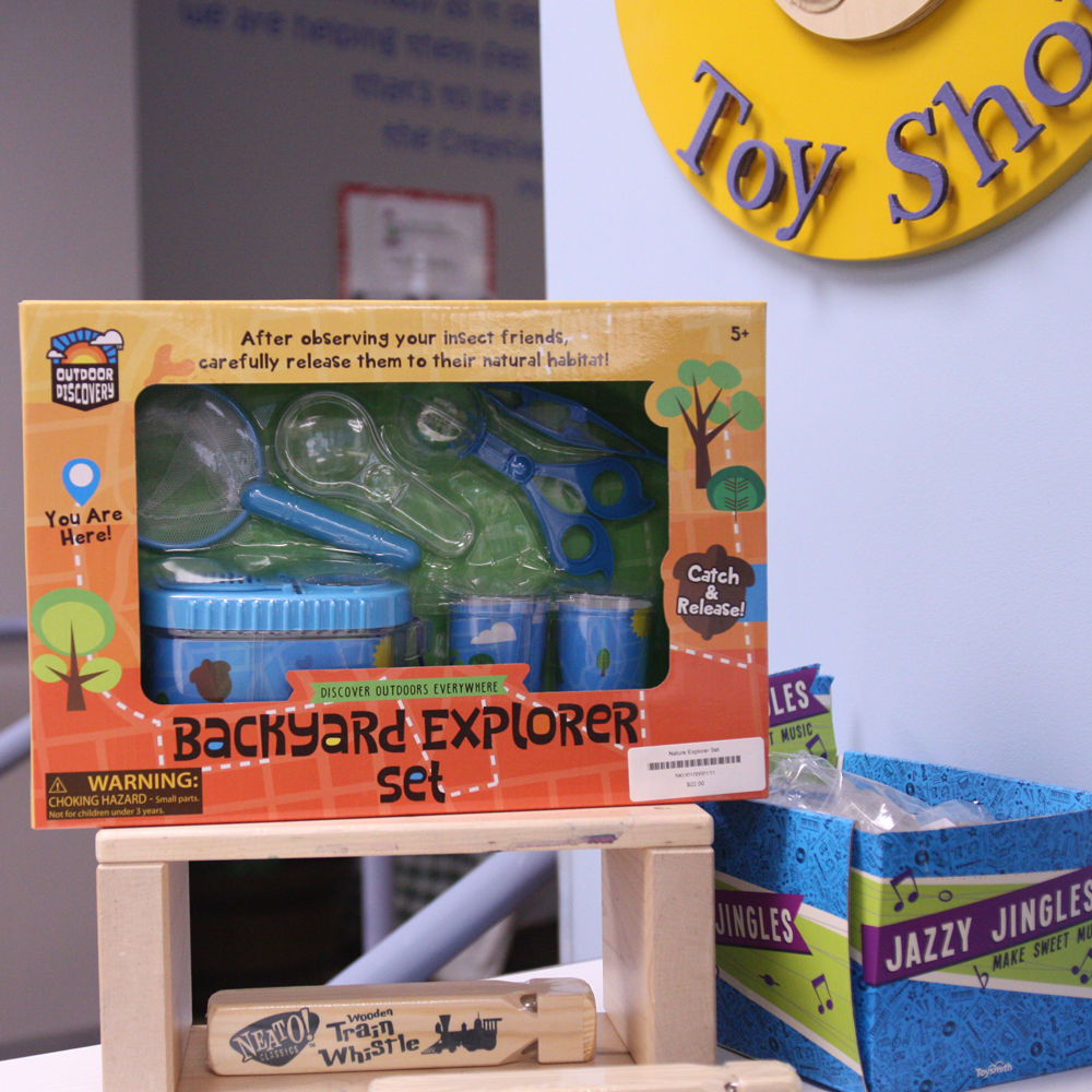 Display of Back Yard Explorer Set toy on display